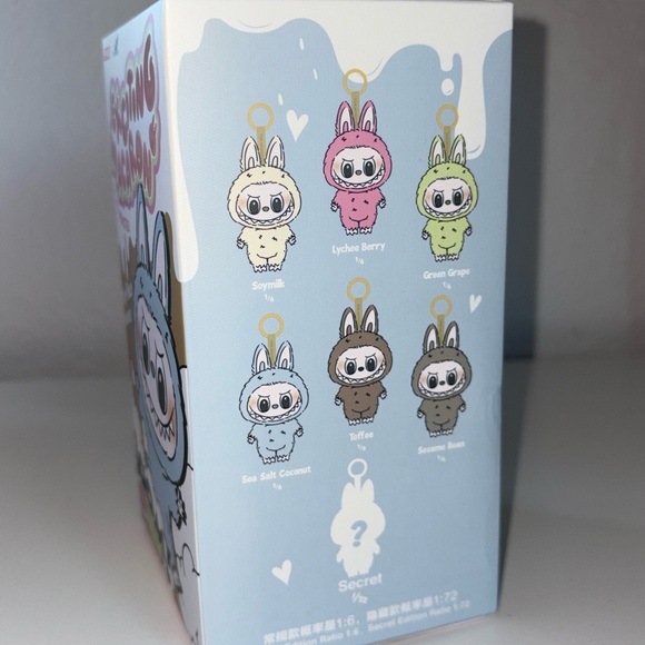 Exciting Macaron labubu- Sea Salt Coconut - Picture 5 of 8